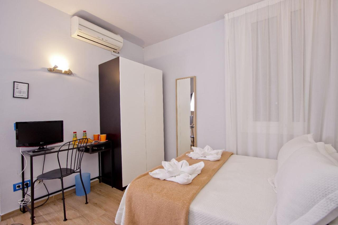 Barcelona City Hotel Екстер'єр фото